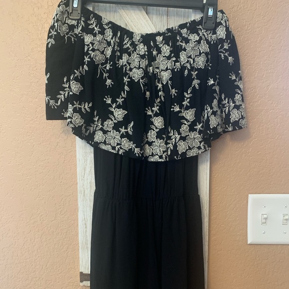Black Romper with White Embellishment - Picture 1 of 1